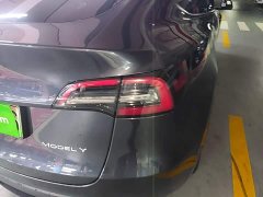 Tesla Model Y Rear-Wheel Drive - ფოტო 7