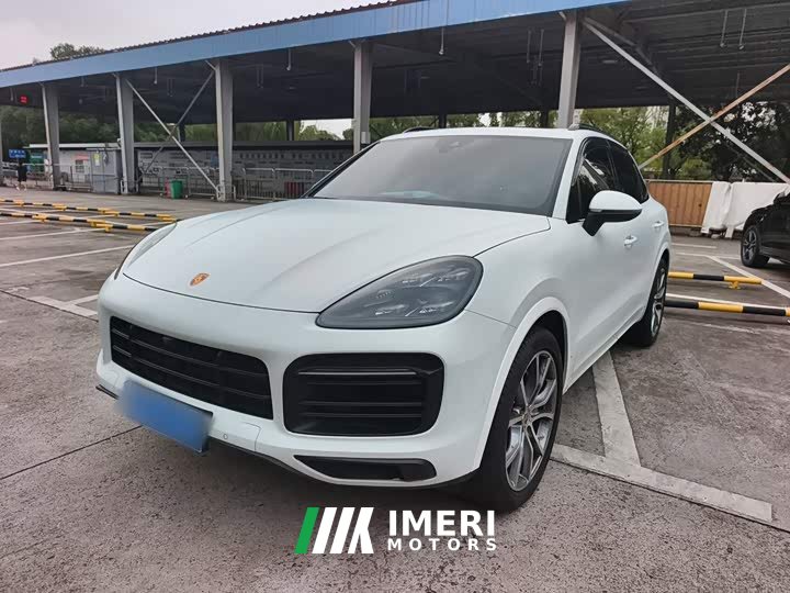 Porsche Cayenne S 2.9T Platinum Edition - автомобиль из Китая