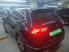 Volkswagen Tiguan L Facelift 330TSI Automatic FWD R-Line Comfort Edition - ფოტო 4