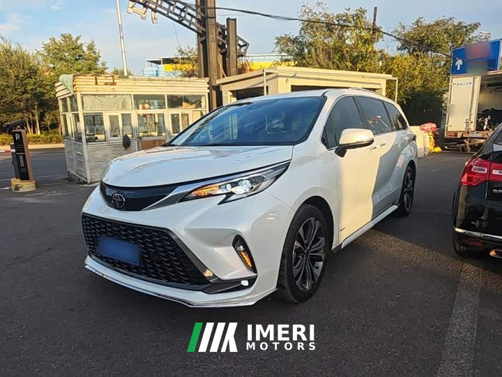 Toyota Grevias 2.5L Hybrid Prestige ULTRA Edition - ავტომობილი ჩინეთიდან