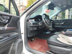 Lincoln Explorer 2.0T Two-Wheel Drive Premium - ფოტო 13