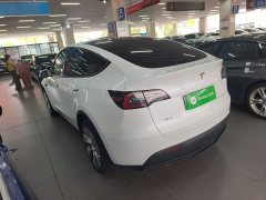 Tesla Model Y Long Range All-Wheel Drive - photo 4