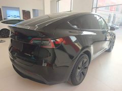 Tesla Model Y Long Range All-Wheel Drive - photo 6