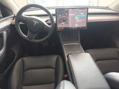 Tesla Model Y Long Range All-Wheel Drive - photo 9