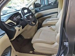 Buick GL8 Land Executive Cabin 652T Luxury - photo 14