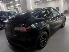 Tesla Model Y Rear-Wheel Drive - ფოტო 6