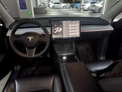 Tesla Model Y Rear-Wheel Drive - ფოტო 9