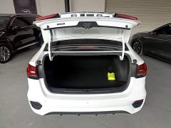 SAIC MG i5 1.5L Manual Platinum Edition - ფოტო 18