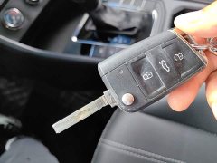 Volkswagen Bora 200TSI DSG Comfort Edition - photo 16