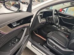 FAW Red Flag HS5 Facelift 2.0T Smart Connected Premium Edition - ფოტო 15