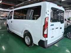Toyota E Fortune Bright Window Edition 41.86kWh Short Wheelbase Low Roof - ფოტო 4
