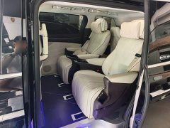 Denza D9 DM-i 980 Four-Wheel Drive Premium - ფოტო 16
