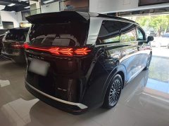 Denza D9 DM-i 980 Four-Wheel Drive Premium - ფოტო 6