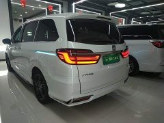 Honda Odyssey 2.0L e:HEV Sharp Radiance Edition - ფოტო 4