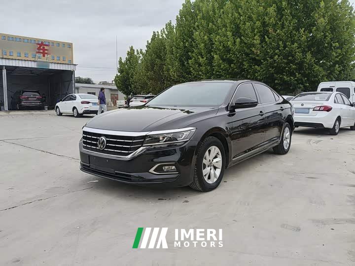Volkswagen Passat Facelift 280TSI Business Edition National VI