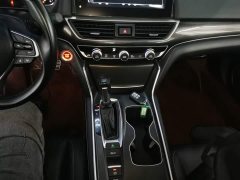 Honda Accord 260TURBO Phantom Night Premium Edition - ფოტო 13