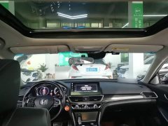 Honda Accord 260TURBO Phantom Night Premium Edition - ფოტო 17
