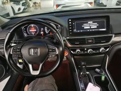 Honda Accord 260TURBO Phantom Night Premium Edition - ფოტო 9