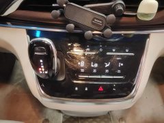 Buick GL8 Land Business Class Comfort Edition - ფოტო 13