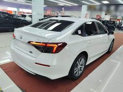 Honda Civic 240TURBO CVT Smart Plus - ფოტო 6