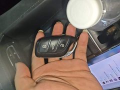 SAIC Roewe D7 EV 610km RWD Flagship Edition - ფოტო 8