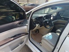 Buick GL8 Land Business Class Comfort Edition - ფოტო 15