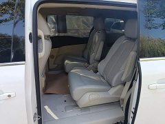 Buick GL8 Land Business Class Comfort Edition - ფოტო 16