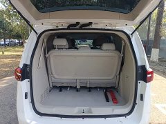 Buick GL8 Land Business Class Comfort Edition - ფოტო 18