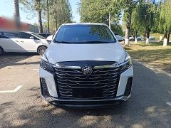 Buick GL8 Land Business Class Comfort Edition - ფოტო 2