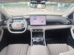 Geely Galaxy Xingyao 6 125km Explorer Edition - ფოტო 9