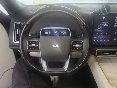 Li Auto Ideal L8 Air - ფოტო 10