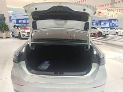 Volkswagen Sagitar L 300TSI DSG Elite - ფოტო 18