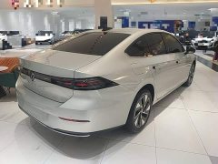 Volkswagen Sagitar L 300TSI DSG Elite - ფოტო 6