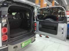 Land Rover Defender Facelift 110 3.0T P400 X-DYNAMIC HSE - ფოტო 18