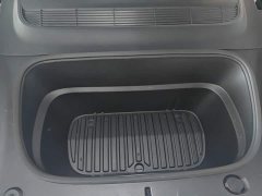Tesla Model Y Rear-Wheel Drive - ფოტო 19