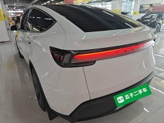 Tesla Model Y Rear-Wheel Drive - ფოტო 4
