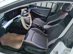 Volkswagen Lingdu L 280TSI DSG Dazzling Red Edition - ფოტო 14