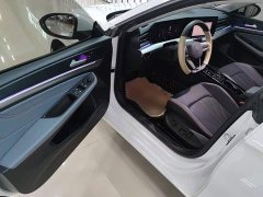 Volkswagen Lingdu L 280TSI DSG Dazzling Red Edition - ფოტო 15