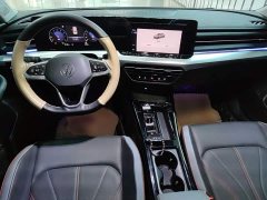 Volkswagen Lingdu L 280TSI DSG Dazzling Red Edition - ფოტო 9