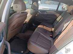 BMW 5 Series Facelift 530Li Premier M Sport Package - ფოტო 16