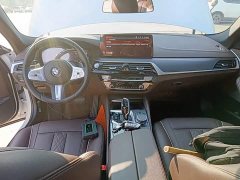 BMW 5 Series Facelift 530Li Premier M Sport Package - ფოტო 9