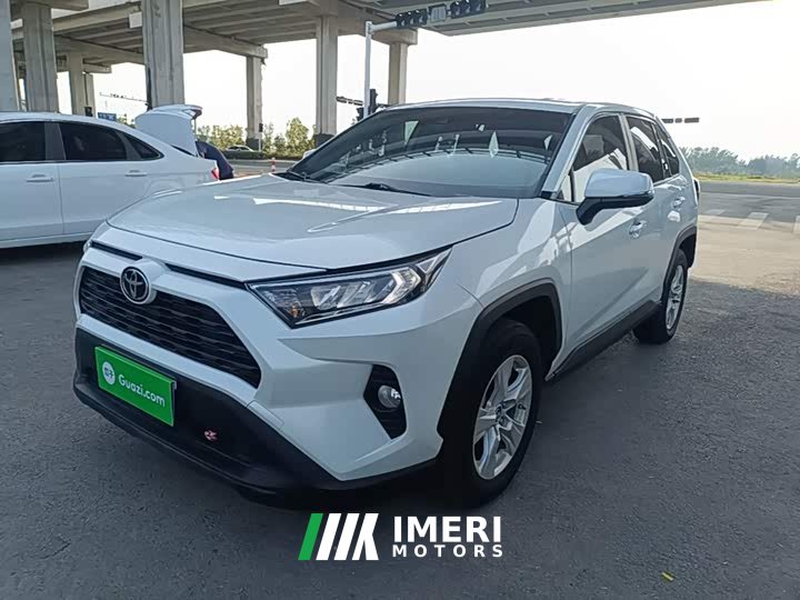 Toyota RAV4 2.0L CVT FWD Urban Edition - ავტომობილი ჩინეთიდან