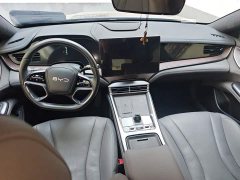 BYD Seal Honor Edition DM-i 1.5L 121km Prestigious Edition - ფოტო 12