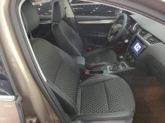 Skoda Octavia 1.5L Automatic Zhixing Luxury Edition - ფოტო 19
