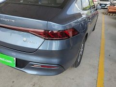 BYD Qin PLUS Glory Edition DM-i 55KM Leading - ფოტო 7