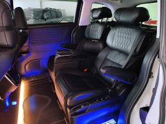 Honda Elysion 2.0L e:HEV Luxury Prestige Edition - ფოტო 16