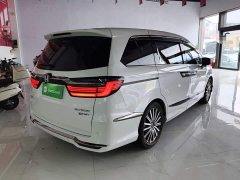 Honda Elysion 2.0L e:HEV Luxury Prestige Edition - ფოტო 6