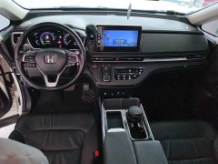 Honda Elysion 2.0L e:HEV Luxury Prestige Edition - ფოტო 9