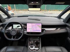 Zeekr 009 Six-Seat Executive AWD 108kWh - ფოტო 5