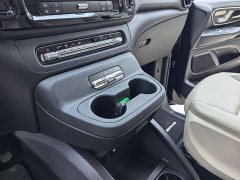 Mercedes-Benz Vito 2.0T Business Edition 7-Seater - ფოტო 9